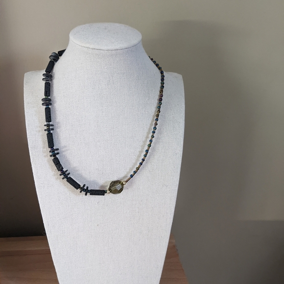 Elegant Black and Goldtone Mixed Media Beaded Necklace - Picture 1 of 1